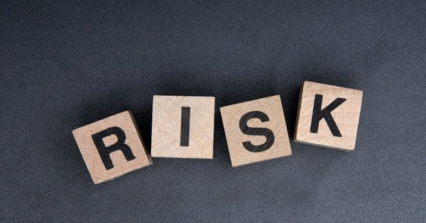 Rủi ro hệ thống (Systematic risk) và rủi ro không có hệ thống (Unsystematic risk) là gì?